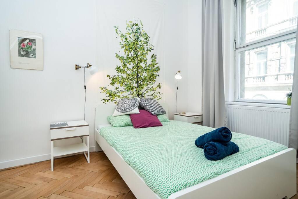 Apartment Bright, Spacious In The Historic Centre