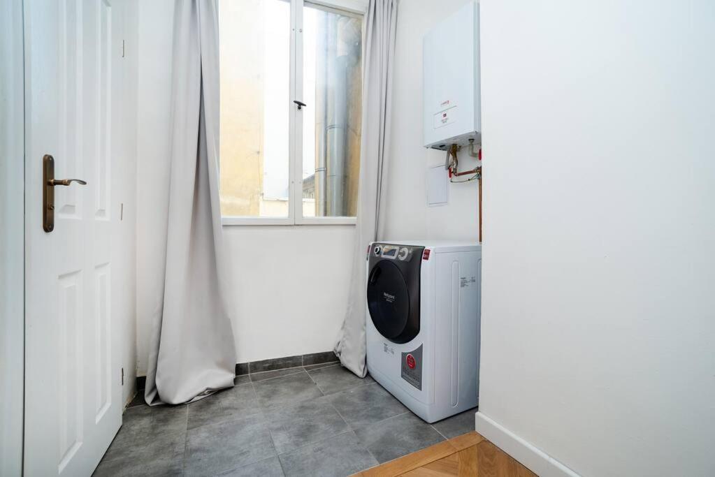 Bright, Spacious In The Historic Centre Apartment